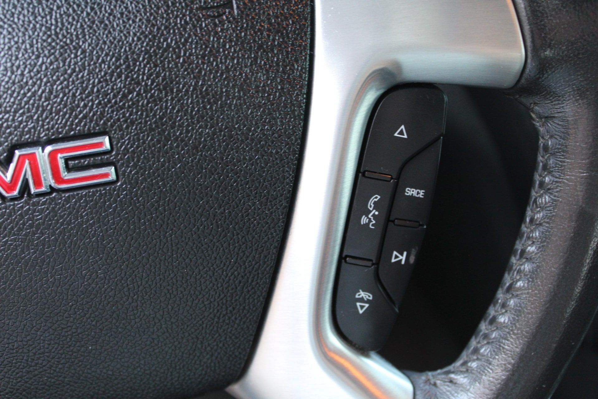 Used 2013 GMC Acadia SLT w/ Technology Package AWD/4WD image 41