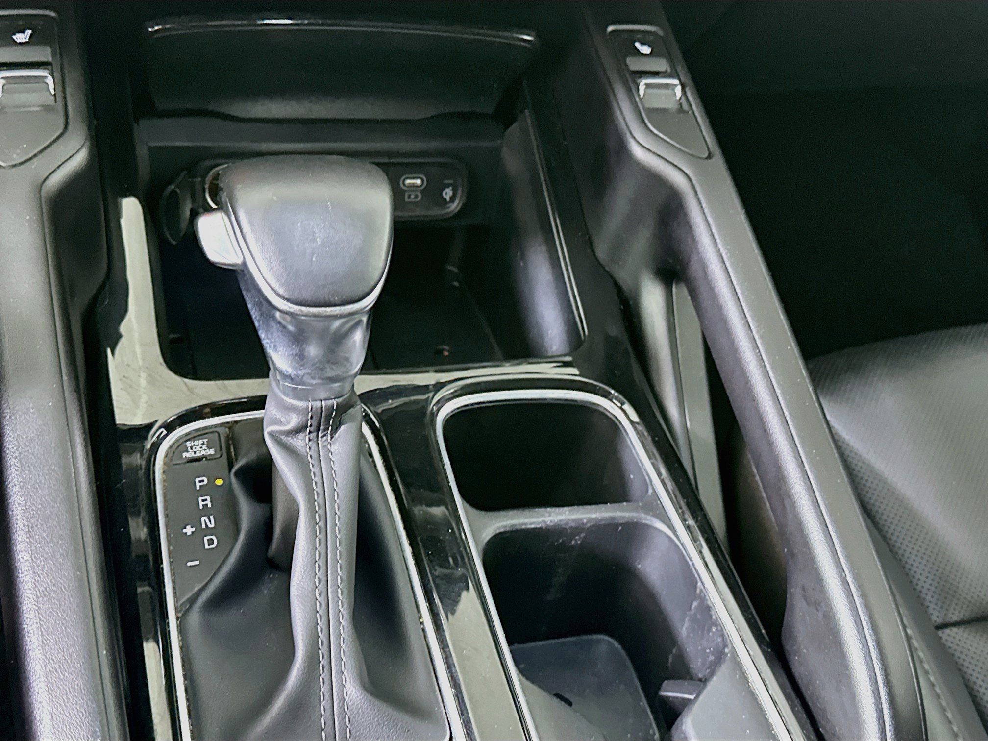 Used 2025 Kia Telluride S FWD image 24
