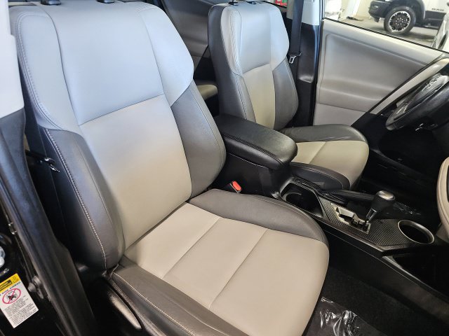 Used 2013 Toyota RAV4 Limited AWD/4WD image 35