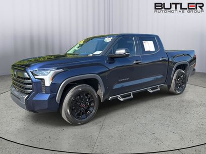 Used 2022 Toyota Tundra SR5 w/ Convenience Package