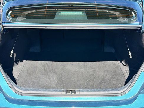 Used 2025 Toyota Camry SE FWD image 11