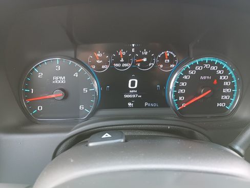 Used 2018 Chevrolet Tahoe Premier AWD/4WD image 20