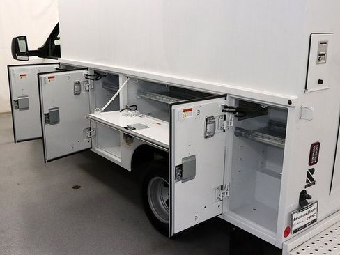 New 2025 GMC Savana 3500 w/ Power Convenience Package image 17