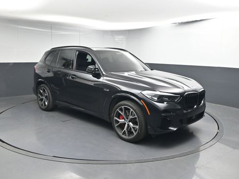 Used 2022 BMW X5 xDrive45e w/ M Sport Package image 29