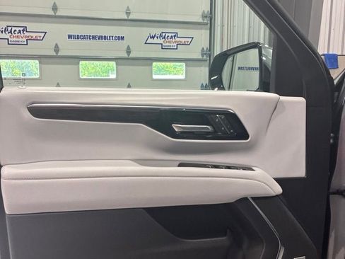 New 2026 Chevrolet Tahoe Premier AWD/4WD image 19