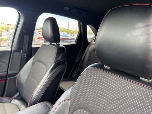 Used 2024 Ford Escape ST-Line AWD/4WD image 24