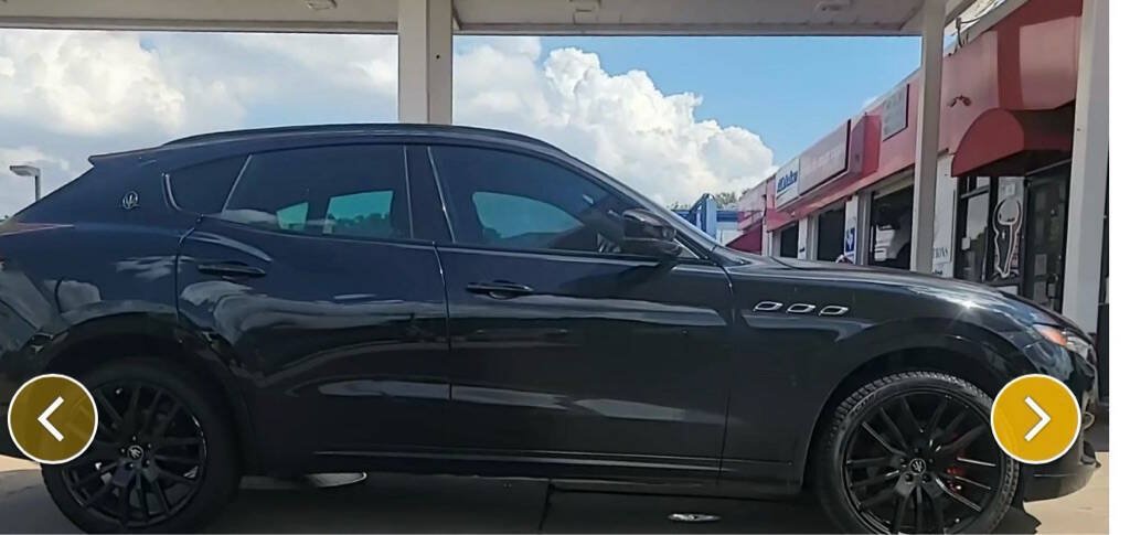 Used 2021 Maserati Levante AWD/4WD image 3
