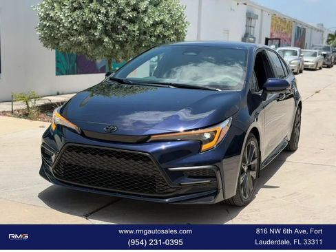 Used 2025 Toyota Corolla SE FWD image 1