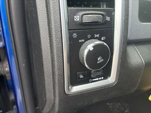 Used 2019 RAM 1500 Big Horn AWD/4WD image 23