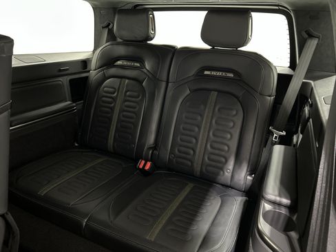 Used 2025 Rivian R1S Adventure Dual AWD/4WD image 22
