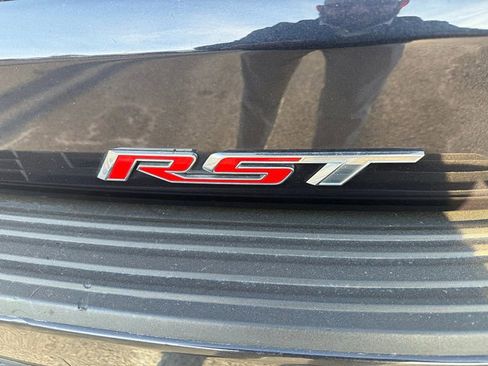 Used 2023 Chevrolet Suburban RST w/ Luxury Package image 5