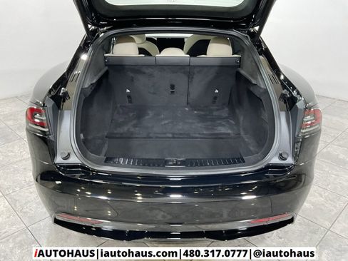 Used 2023 Tesla Model S Plaid image 12