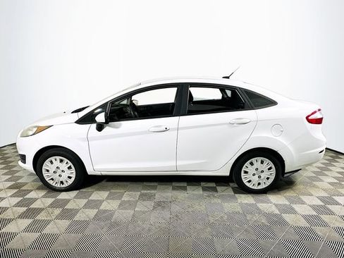 Used 2017 Ford Fiesta S image 6