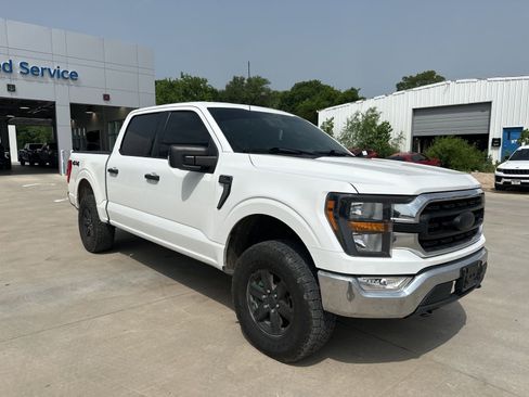 Used 2021 Ford F150 XLT w/ Equipment Group 301A Mid AWD/4WD image 7