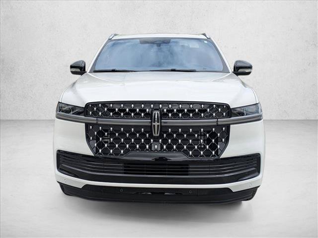 New 2025 Lincoln Navigator Black Label AWD/4WD image 6