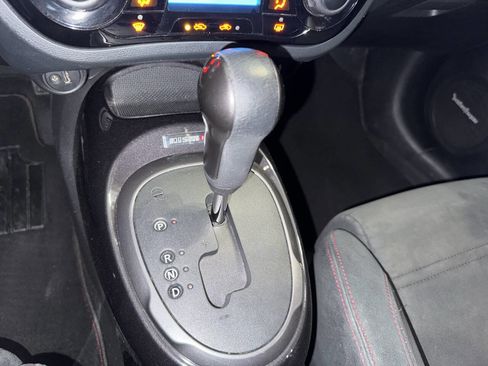 Used 2015 Nissan Juke NISMO AWD/4WD image 39