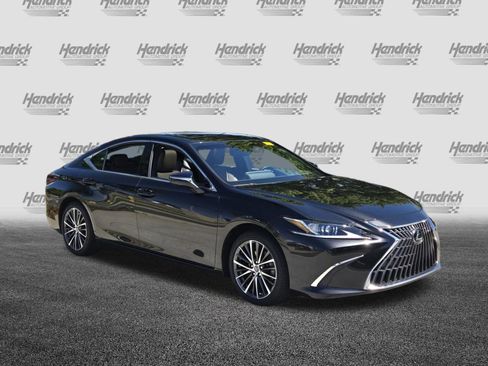 Used 2022 Lexus ES 350 w/ Premium Package FWD image 2