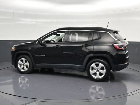 Used 2021 Jeep Compass Latitude FWD image 8