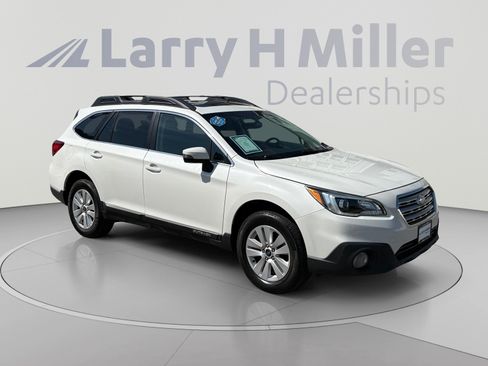 Used 2017 Subaru Outback 2.5i Premium AWD/4WD image 7