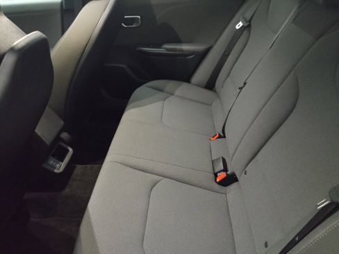Used 2025 Kia K4 FWD image 18