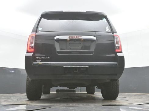 Used 2016 GMC Yukon Denali w/ Open Road Package AWD/4WD image 32