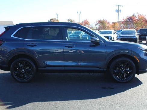 Used 2024 Honda CR-V Sport Touring image 8