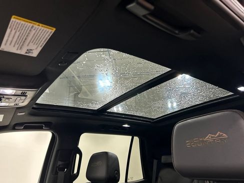 Used 2023 Chevrolet Tahoe High Country AWD/4WD image 22