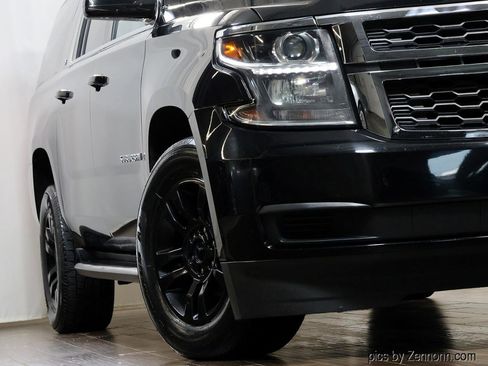 Used 2020 Chevrolet Suburban LT AWD/4WD image 4