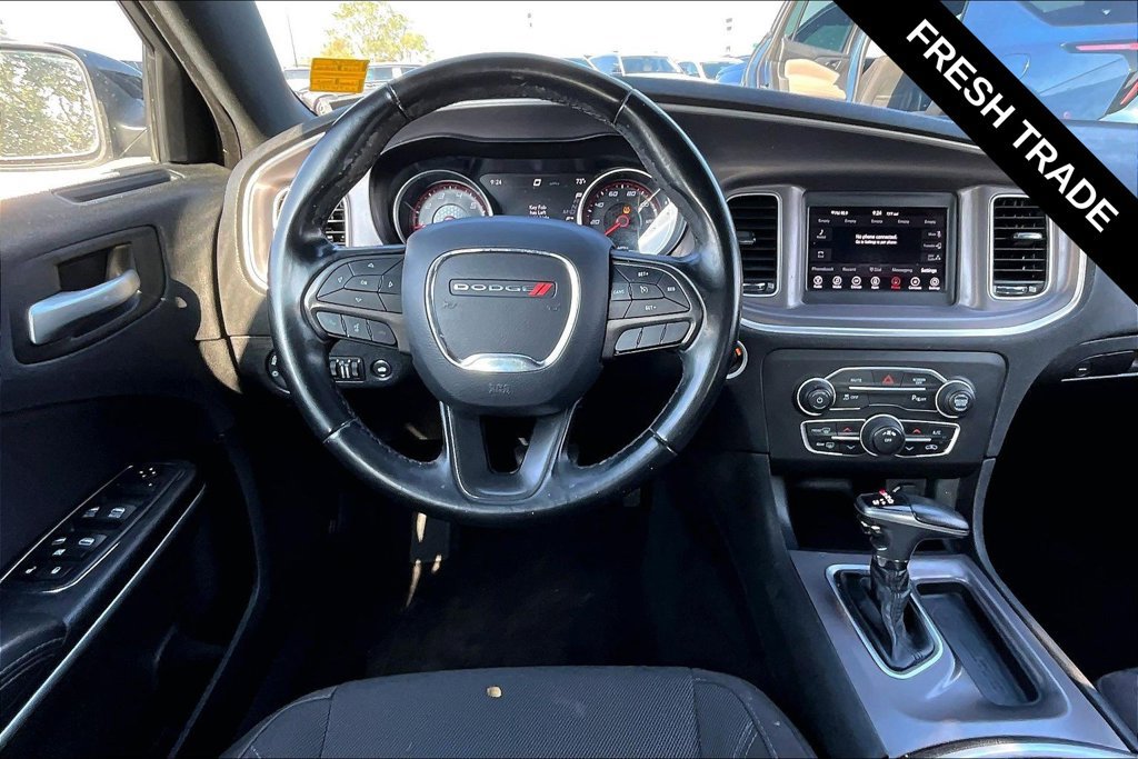 Used 2019 Dodge Charger SXT RWD image 14