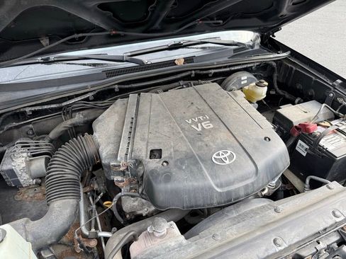 Used 2010 Toyota Tacoma 4x4 Double Cab image 15