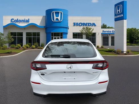 Used 2024 Honda Civic Sport image 5