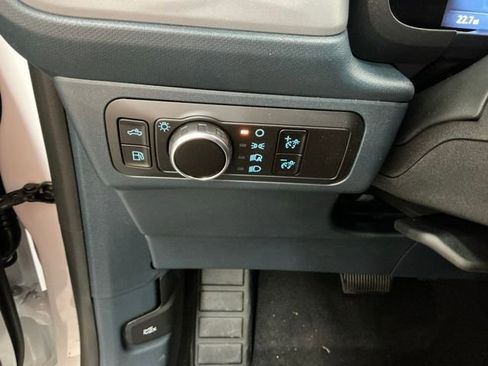 New 2026 Ford Maverick XL FWD image 21