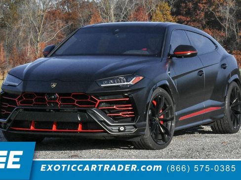 Used 2020 Lamborghini Urus image 1
