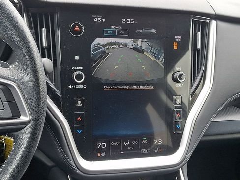 Used 2021 Subaru Outback Premium image 17