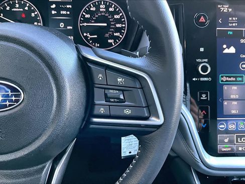 Used 2024 Subaru Outback Premium AWD/4WD image 26