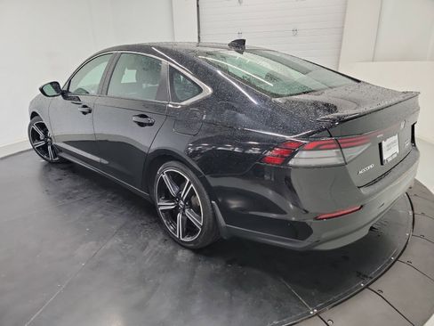 Used 2023 Honda Accord Sport image 6