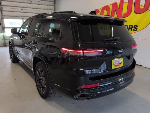 Used 2024 Jeep Grand Cherokee L Summit AWD/4WD image 3