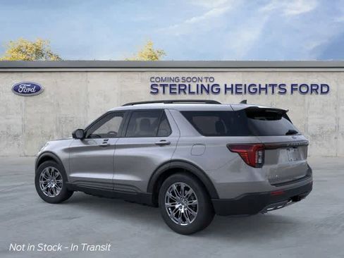 New 2026 Ford Explorer Active w/ Active Comfort Package image 4