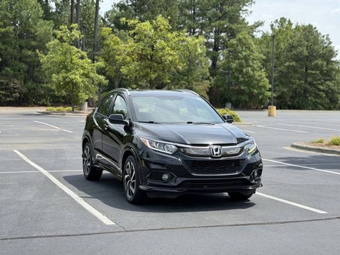 Used 2020 Honda HR-V Sport image 1