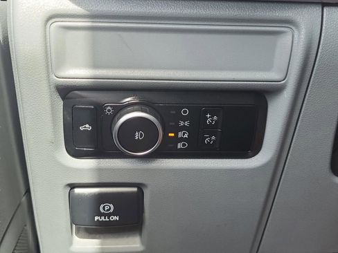 Used 2023 Ford F150 XLT image 17