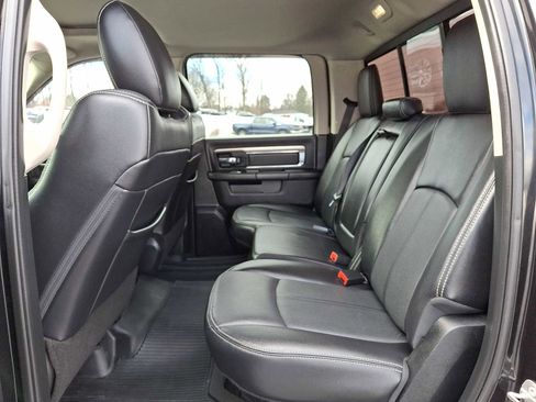 Used 2018 RAM 1500 Sport image 10