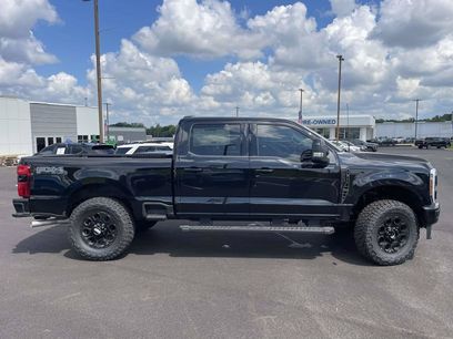 New 2026 Ford F250 Lariat w/ Black Appearance Package