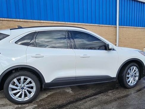 Used 2021 Ford Escape Titanium w/ Titanium Elite Package image 4