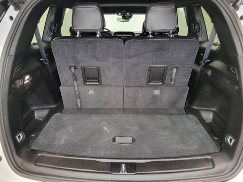 Used 2024 Jeep Grand Cherokee L Altitude image 8