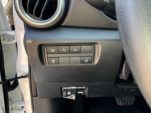 Certified 2025 Nissan Versa S w/ Trunk Package FWD image 15