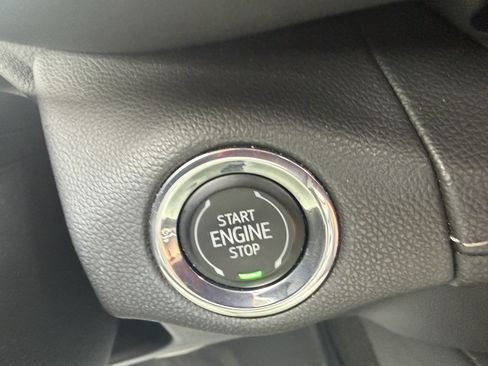 Used 2023 Buick Envision Essence w/ Sport Touring Package AWD/4WD image 24