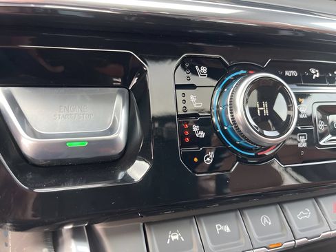 New 2026 GMC Sierra 1500 Denali Ultimate AWD/4WD image 36