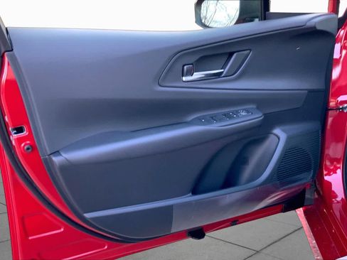 New 2026 Toyota Prius Plug-In Hybrid FWD image 10