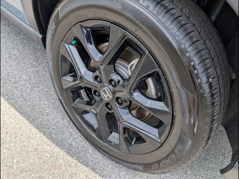 Certified 2025 Honda HR-V Sport image 20