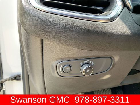 Used 2022 Chevrolet Equinox LT AWD/4WD image 18